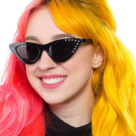 Rhinestone Cat Eye Sunglasses - Picture 4 of 5